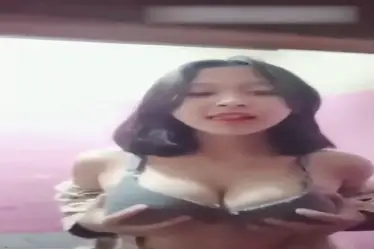Bokep Rara Nadifa Salam Pramuka Susunya Menggoda Banget